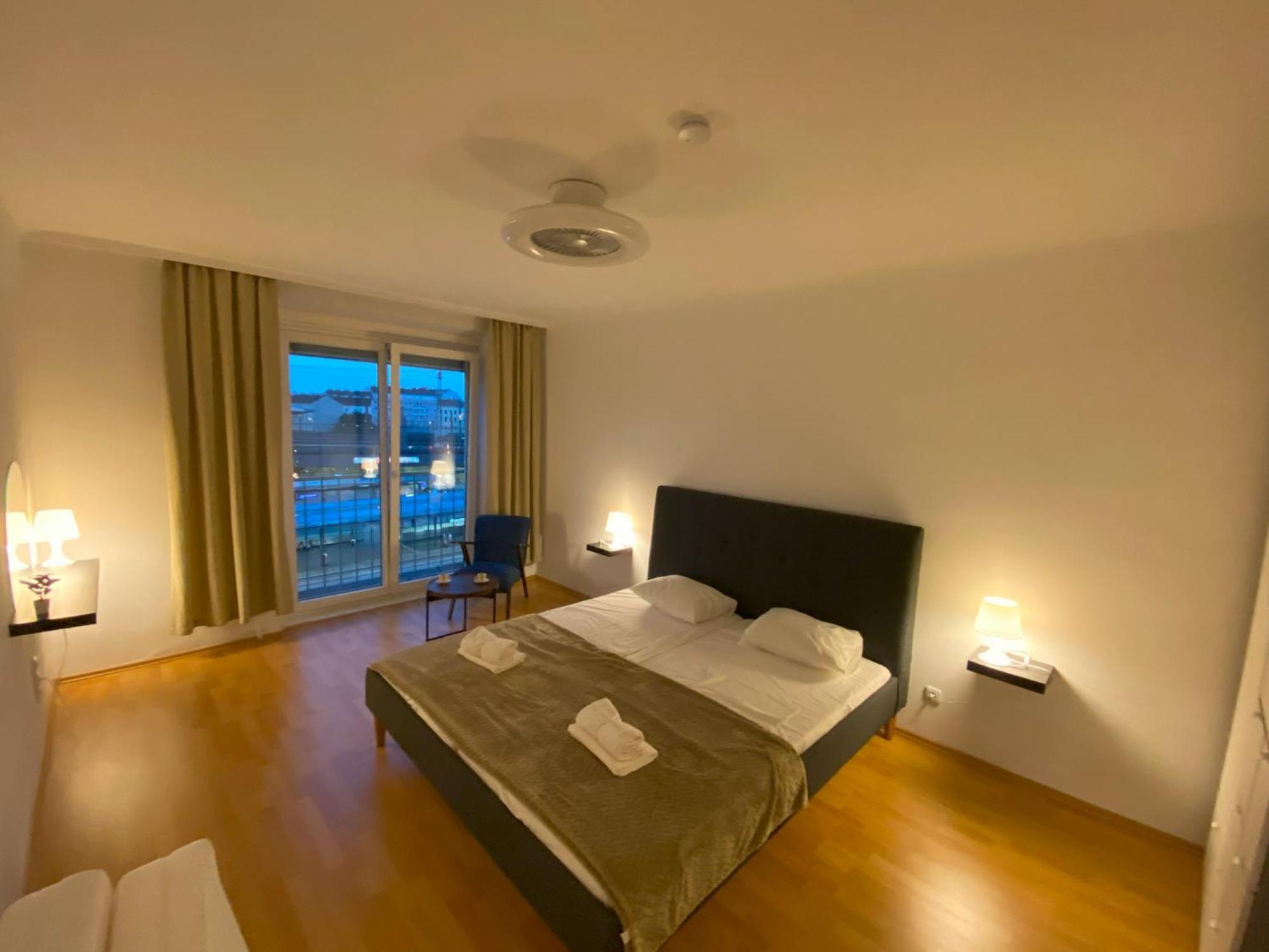 Anzotika Central Apartment, Wien Eksteriør billede
